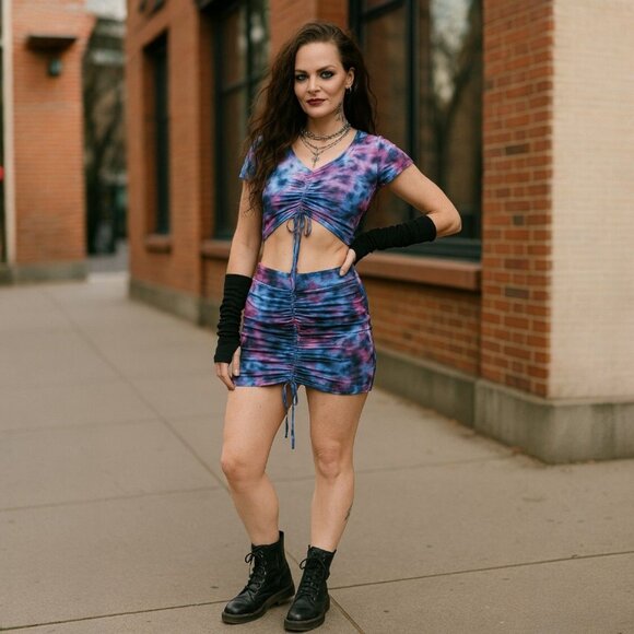 Current Mood Tie Dye Crop Top & Mini Skirt Set w/ Ruched Front – Size L - Picture 4 of 4